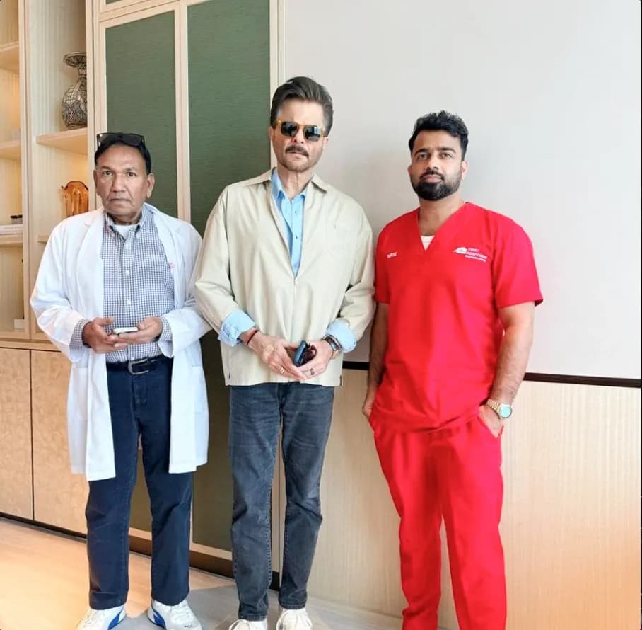 First Response Healthcare doctors with a patient during a hotel visit in Dubai