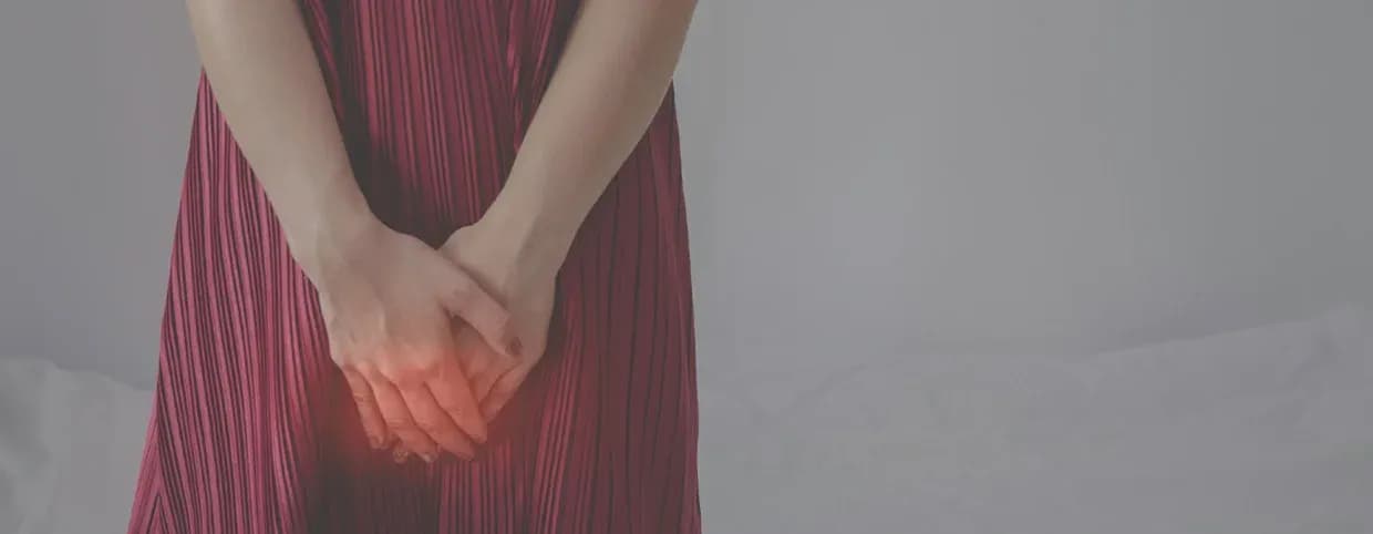 أعراض الهربس عند النساء: ما الذي يجب البحث عنه وكيفية التعامل معه