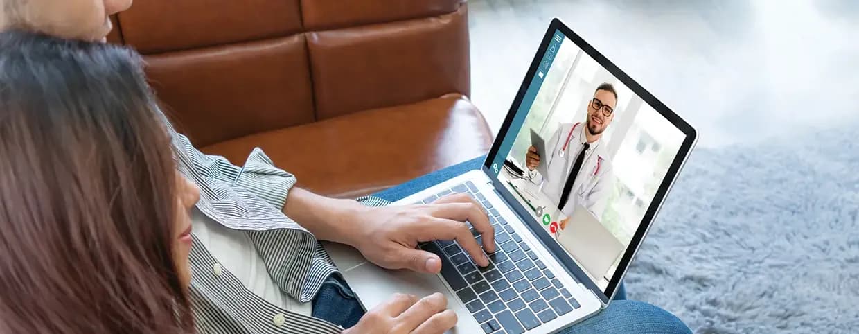 لماذا عليك اختيار الاستشارة الطبية عن بعد من فيرست ريسبونس للرعاية الصحية في دبي؟
