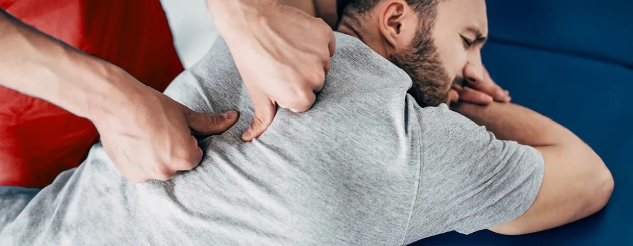 استكشاف العناية بتقويم العمود الفقري: ما الذي تتضمنه؟