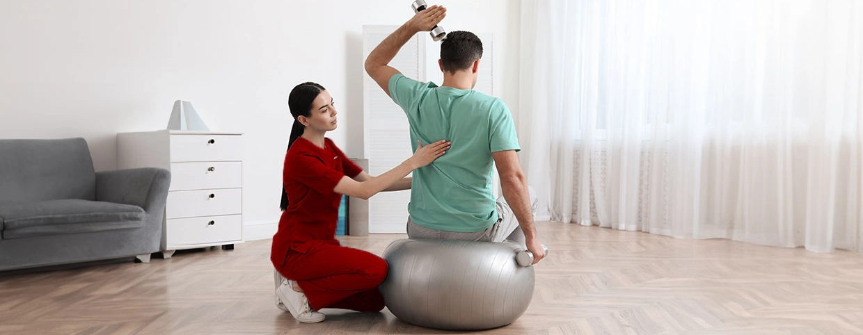 Patient undergoing orthopedic physiotherapy in dubai